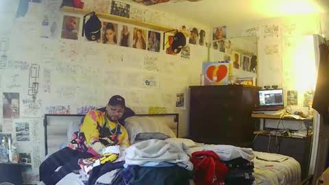 Snapshot of dbeamon92 chatting on 02.01.26 dbeamon92 online show from 02.01.26