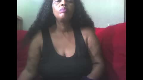 Snapshot of ddboobsnipples chatting on 01.02.25 ddboobsnipples online show from 01.02.25