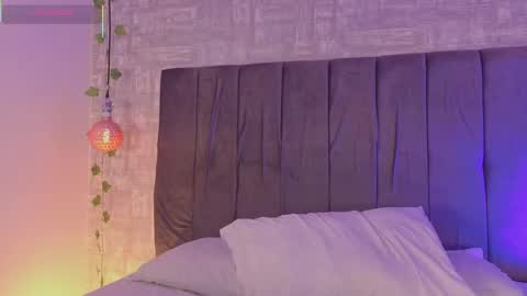 dea_athenea online show from 11.29.25