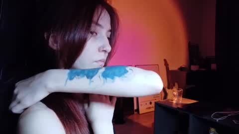 Snapshot of dead_girll chatting on 06.27.26 freak online show from 06.27.26