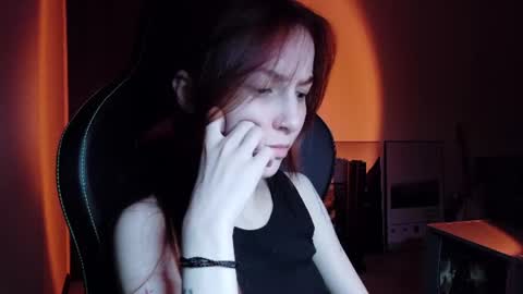 Snapshot of dead_girll chatting on 07.02.26 freak online show from 07.02.26