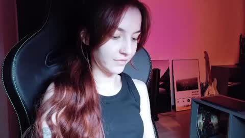Snapshot of dead_girll chatting on 07.16.26 freak online show from 07.16.26