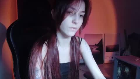 Snapshot of dead_girll chatting on 07.23.26 freak online show from 07.23.26