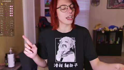 Snapshot of deadratsoup chatting on 10.28.25 Rat online show from 10.28.25