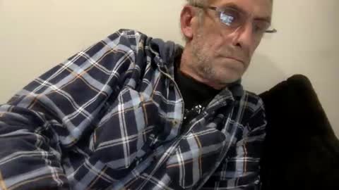 deanofflove221000 online show from 03.13.26