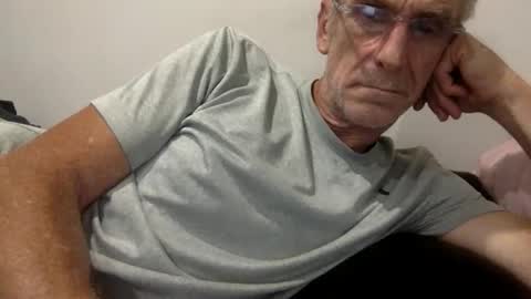 deanofflove221000 online show from 03.19.26