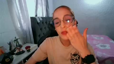 Juliet online show from 09.16.25