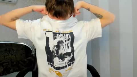 Snapshot of dearboyy_ chatting on 02.26.26 dearboyy_ online show from 02.26.26