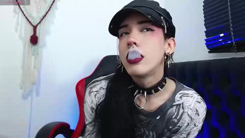 Snapshot of dearest_sabrina chatting on 12.19.25 sabri online show from 12.19.25