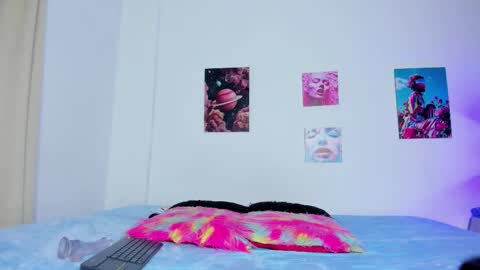 Snapshot of debbie_hans chatting on 10.28.25 debbie_hans online show from 10.28.25