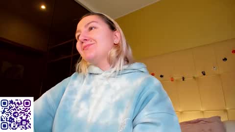 Debbie Mon Tue Fri Sun Sat GMT 3 1000am - 0400pm  online show from 11.07.25