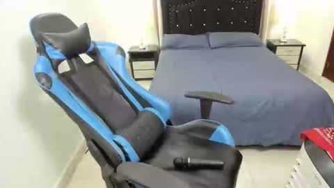  Dbora  online show from 03.21.26