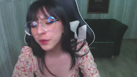 Snapshot of deborah_t chatting on 02.28.25 debora online show from 02.28.25