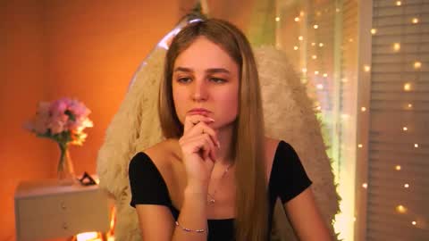 Snapshot of deboralarson chatting on 03.04.26 Debora online show from 03.04.26