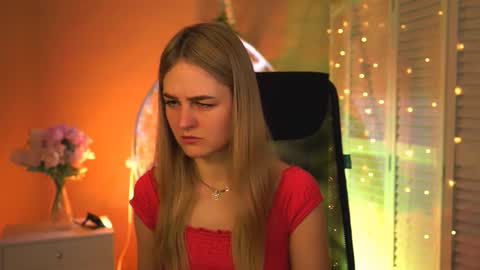 Snapshot of deboralarson chatting on 03.10.26 Debora online show from 03.10.26