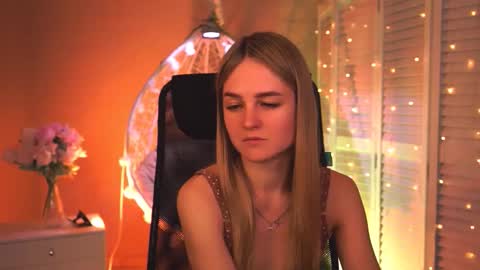 Snapshot of deboralarson chatting on 03.12.26 Debora online show from 03.12.26