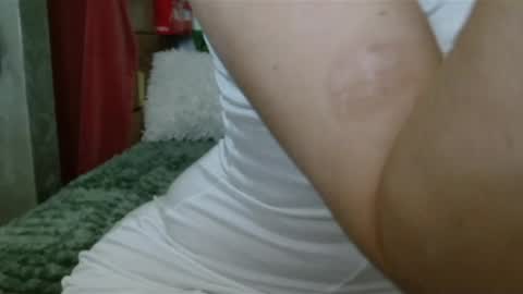 Snapshot of debramilf chatting on 02.08.25 DebraMilf online show from 02.08.25