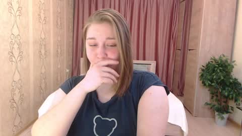 Snapshot of debramust chatting on 12.21.24 debramust online show from 12.21.24