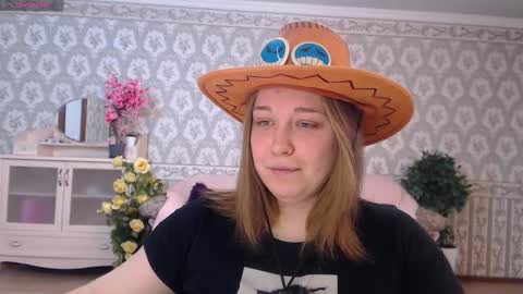 Snapshot of debramust chatting on 12.30.24 debramust online show from 12.30.24