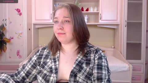 Snapshot of debramust chatting on 01.14.25 debramust online show from 01.14.25