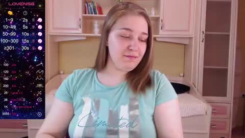 Snapshot of debramust chatting on 02.18.25 debramust online show from 02.18.25