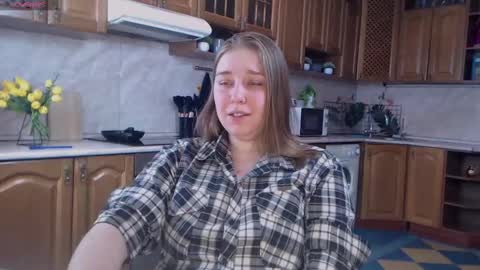 Snapshot of debramust chatting on 02.26.25 debramust online show from 02.26.25