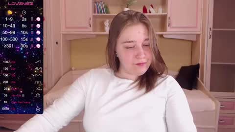 Snapshot of debramust chatting on 03.08.25 debramust online show from 03.08.25