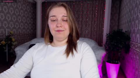 Snapshot of debramust chatting on 03.12.25 debramust online show from 03.12.25