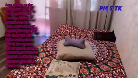 Snapshot of decentwhore chatting on 06.15.26 Amy online show from 06.15.26