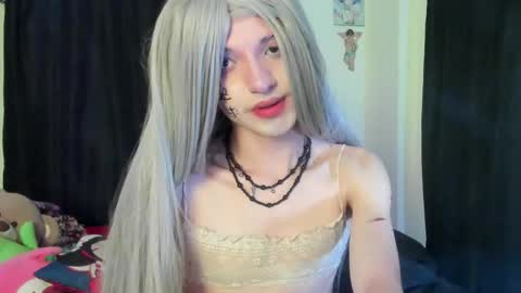 Snapshot of deep_sexual_dream1 chatting on 05.10.26 deep sexual dream1 online show from 05.10.26