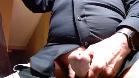 Snapshot of deeperjohnny chatting on 03.17.26 deeperjohnny online show from 03.17.26