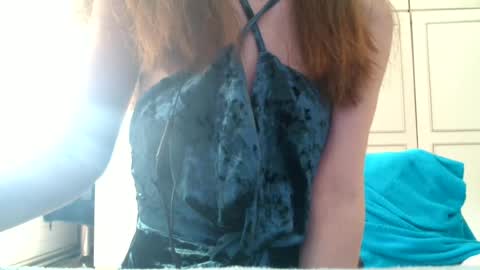 Snapshot of deessedivine chatting on 07.04.26 KamiDevi online show from 07.04.26