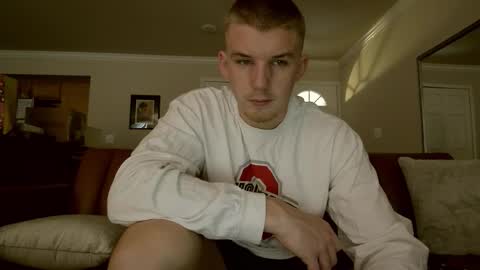 Snapshot of deeyungguy chatting on 12.18.25 more content and goodies online show from 12.18.25