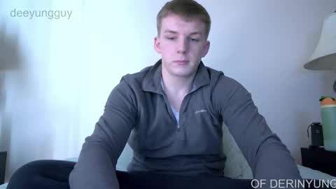 Snapshot of deeyungguy chatting on 02.09.26 more content and goodies online show from 02.09.26