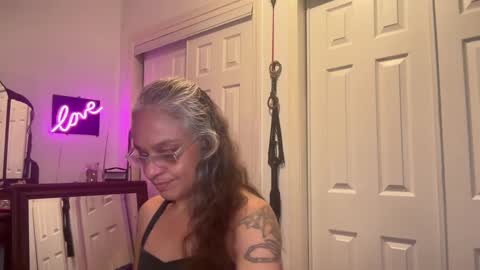 Snapshot of degeneratesaint chatting on 10.01.25 Tori online show from 10.01.25