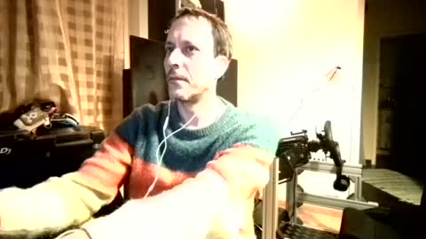 Snapshot of degrandis chatting on 01.21.25 Luka Magic online show from 01.21.25