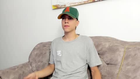 Snapshot of dei_v_48 chatting on 01.15.25 DEIVY online show from 01.15.25