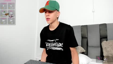 Snapshot of dei_v_48 chatting on 01.18.25 DEIVY online show from 01.18.25