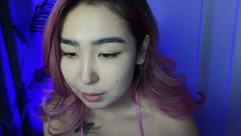 Snapshot of deiri_destiny chatting on 12.12.24 sexy bimbo little kitty asian misstress quen princes sexy girl you can just call me pleasure online show from 12.12.24
