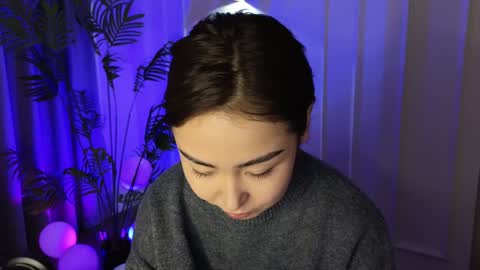 Snapshot of deiri_destiny chatting on 12.20.24 sexy bimbo little kitty asian misstress quen princes sexy girl you can just call me pleasure online show from 12.20.24