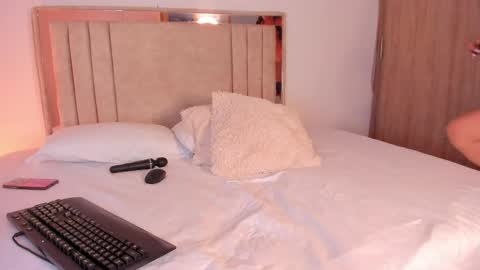 Snapshot of deisy_queen chatting on 06.05.26 Ricarda online show from 06.05.26
