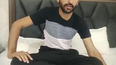 Snapshot of delhihornycouple chatting on 03.19.26 akash kavya online show from 03.19.26