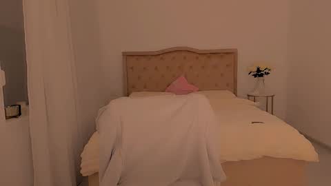 deliadelicious online show from 12.16.24