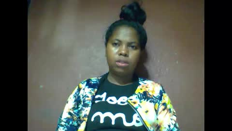 deliah712909 online show from 02.24.25