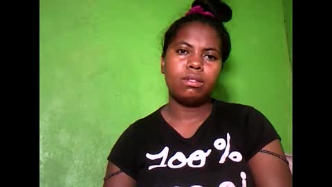 deliah712909 online show from 02.25.25