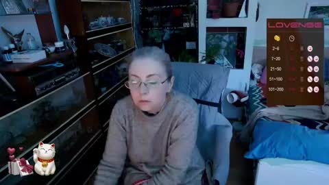 Snapshot of delicecat chatting on 05.06.26 Delicacat online show from 05.06.26