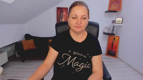 DeliciousLolly online show from 06.10.26