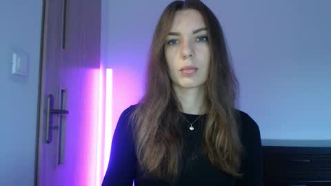 Snapshot of delightaurora chatting on 09.11.25 Aurora online show from 09.11.25