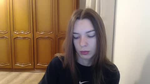 Snapshot of delightaurora chatting on 12.03.25 Aurora online show from 12.03.25