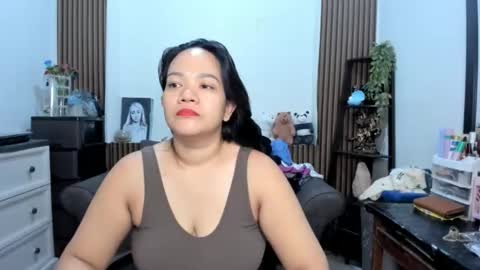 delightfulcurvy online show from 12.15.25